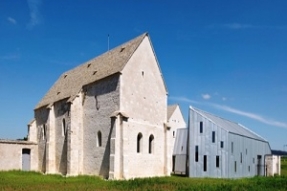 Un Ruban du Patrimoine pour une île de pierre au milieu des vignes 